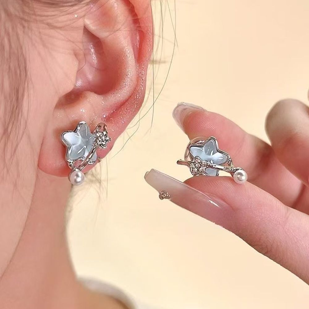 The new five-pointed star pearl ear clip personality everything does not collide with the sweet ear clip earrings