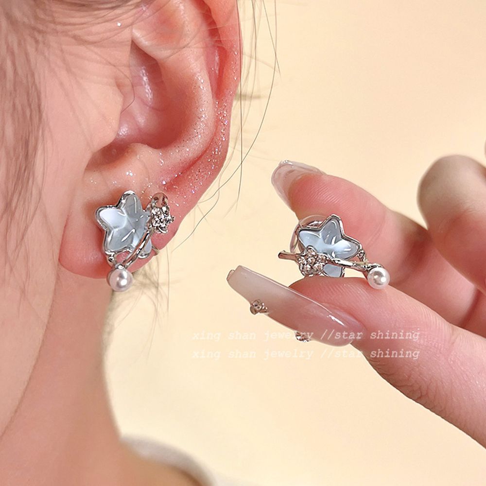 The new five-pointed star pearl ear clip personality everything does not collide with the sweet ear clip earrings