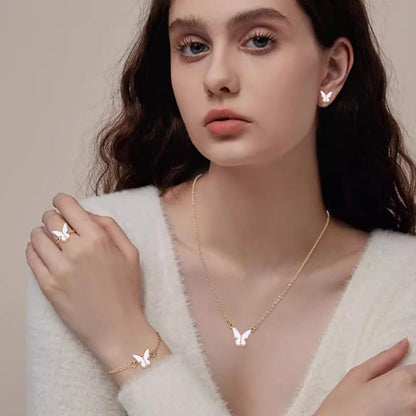 UPHUI 5-piece Women's Jewelry Set Earrings Necklaces Bracelets Rings Fashion Butterfly Jewelry Set Women's Butterfly Jewelry Couple Gifts