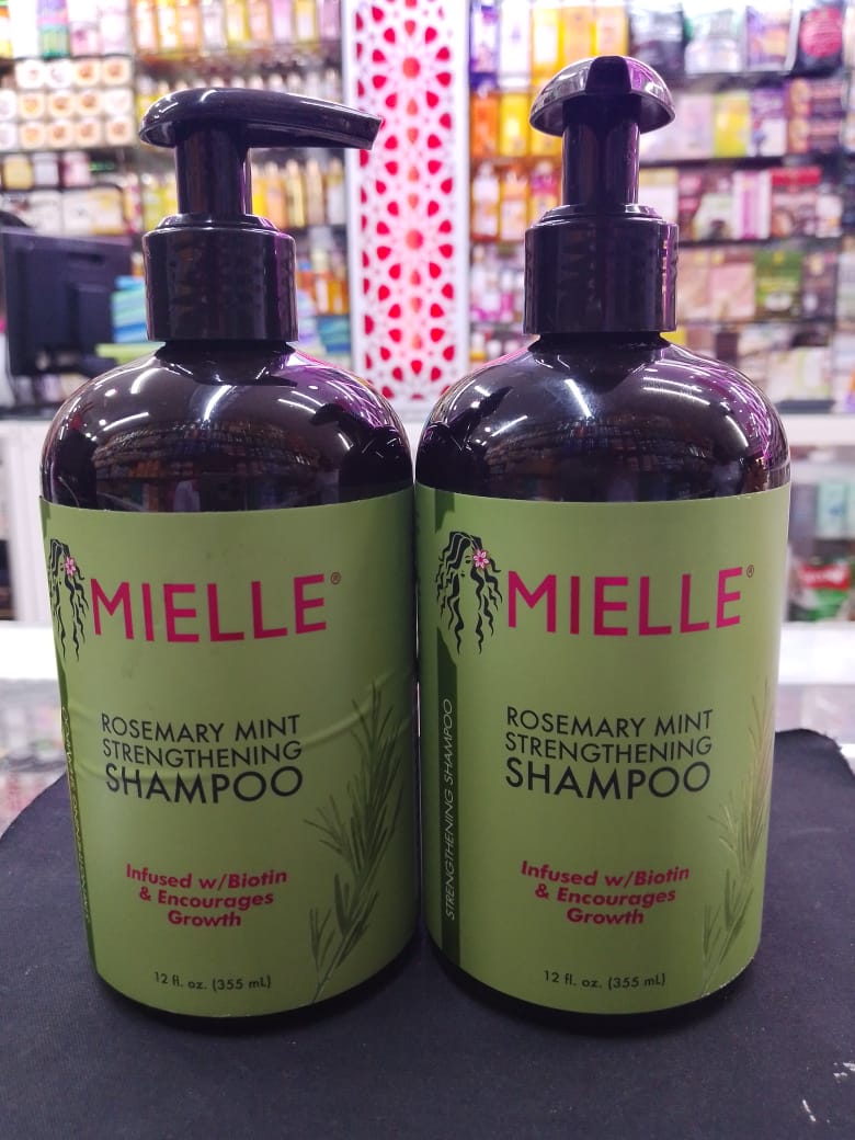 Mielle Rosemary Mint strengthening shampoo bottle