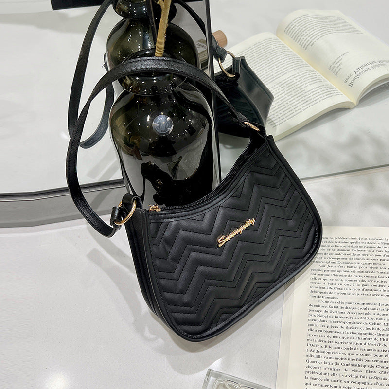 Embroidered Underarm Bag 2023 New Fashion Versatile Shoulder Bag Small Fragrant Wind Lingge Small Bag Girl