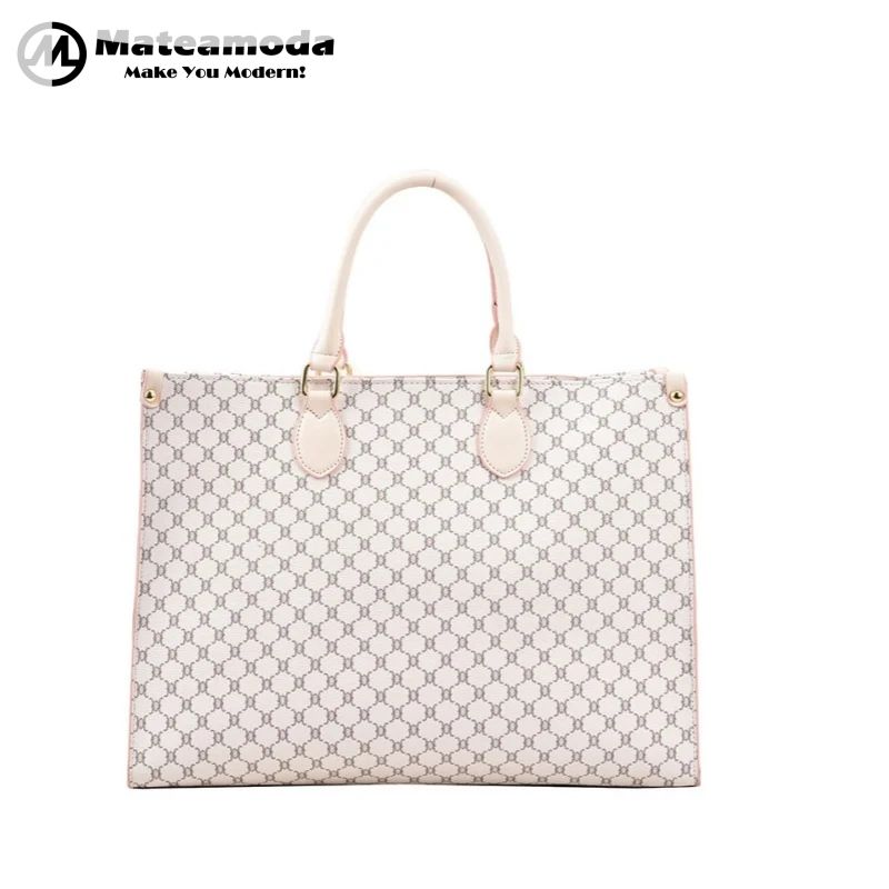 Mateamoda Soft Leather Tote Bag with Contemporary Design