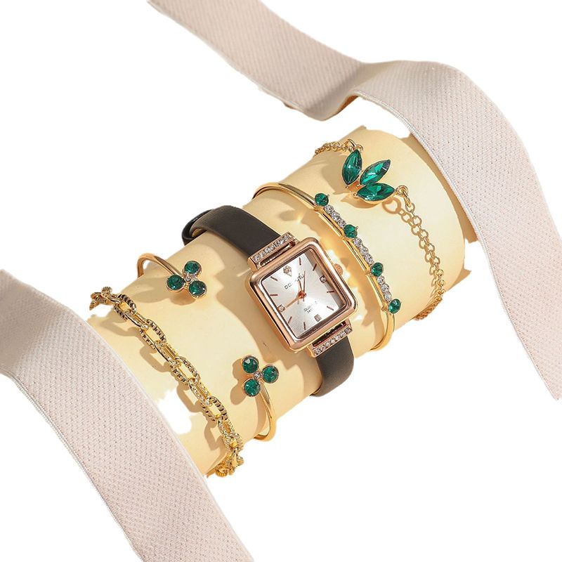 Women's Fashion Quartz Watch Luxury Leather Band Analog WristWatch Ladies Watch Women Dress Bracelet Set Clock