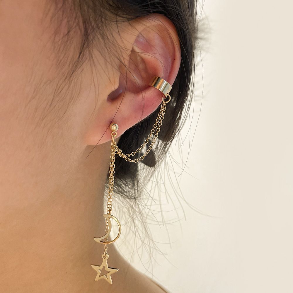 Europe and the United States new creative personality trend metallic earrings long five-pointed star earrings bone clip has layers of fashion women