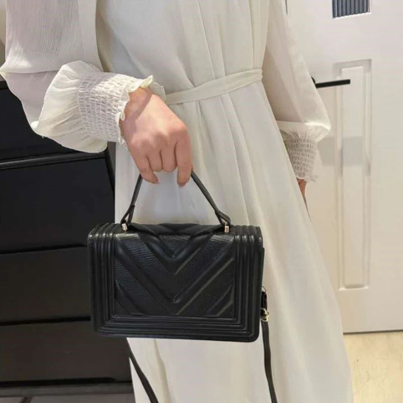 Mateamoda Trendy Underarm Shoulder Baguette Bag