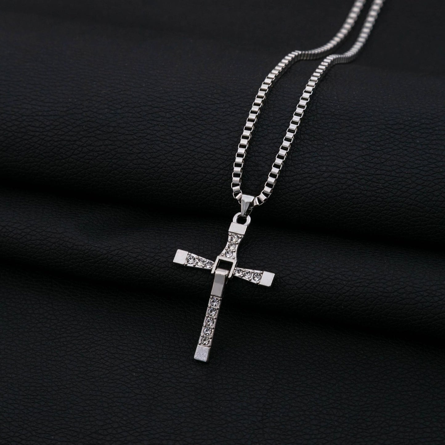 Men's NK Exquisite Stainless Steel Necklace Cross Speed and Passion Cold Style Necklace Personality No Fading Chain