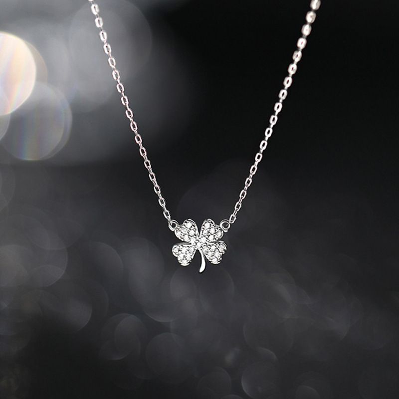 Korean Cold Style Necklace Silver Four-Leaf Clover Necklace Women's Niche Light Luxury New Lucky Leaf Pendant Necklace