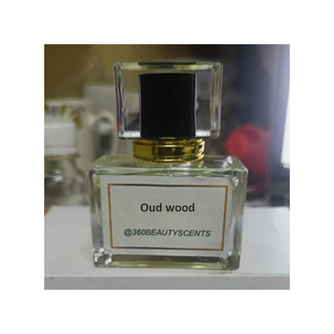 Oud Wood oil perfume