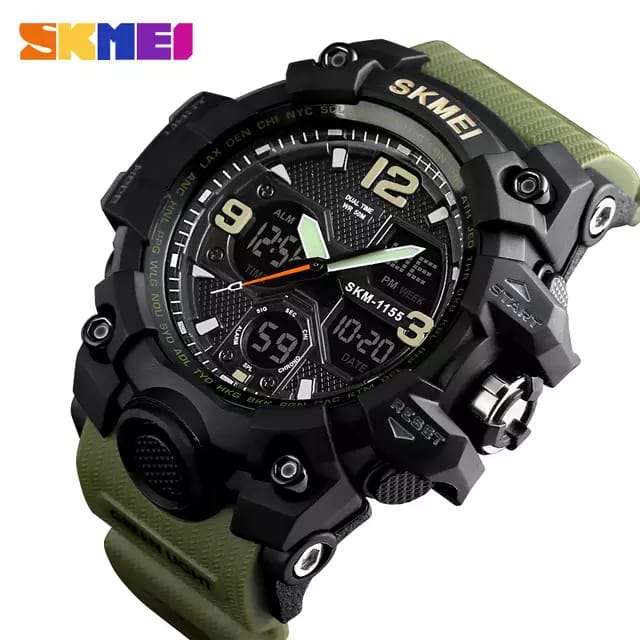 Outdoor Waterproof Men Watches  (green)