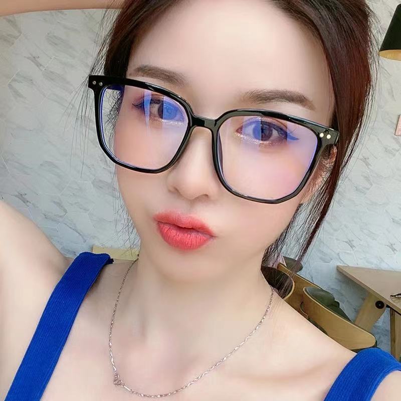 Large-framed cat-eye glasses Blue Light Glasses Women VintageComputer Men Eyeglasses Plain Frame Gaming Spectacles Blue light Glasses Eyewear