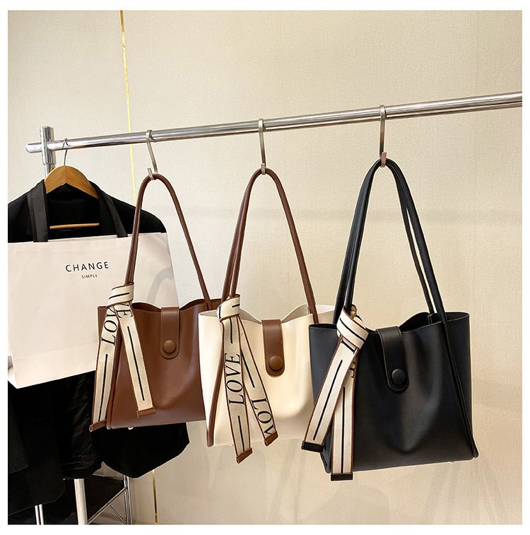 Fashion Large Capacity Leisure Women Handbags Niche Design Single Shoulder Bags New Texture Ribbon Decorated Handbags for Ladies