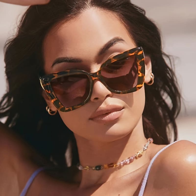 .Irregular Chain Cat Eye Shades Vintage Sun Glasses