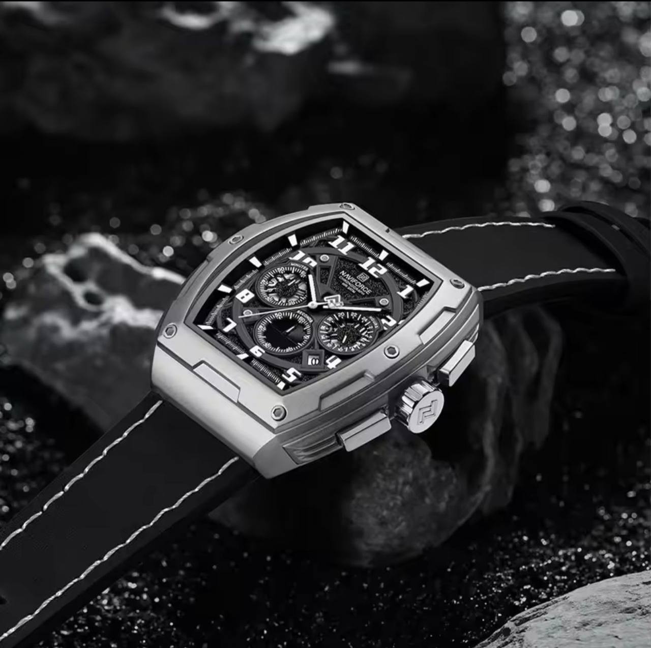 NAVIFORCE GENTS WATCH #NF 8053 CHRONOGRAPH DATE DISPLAY WATER RESISTANT BATTERY POWERED LEATHER STRAP ENQUIRIES