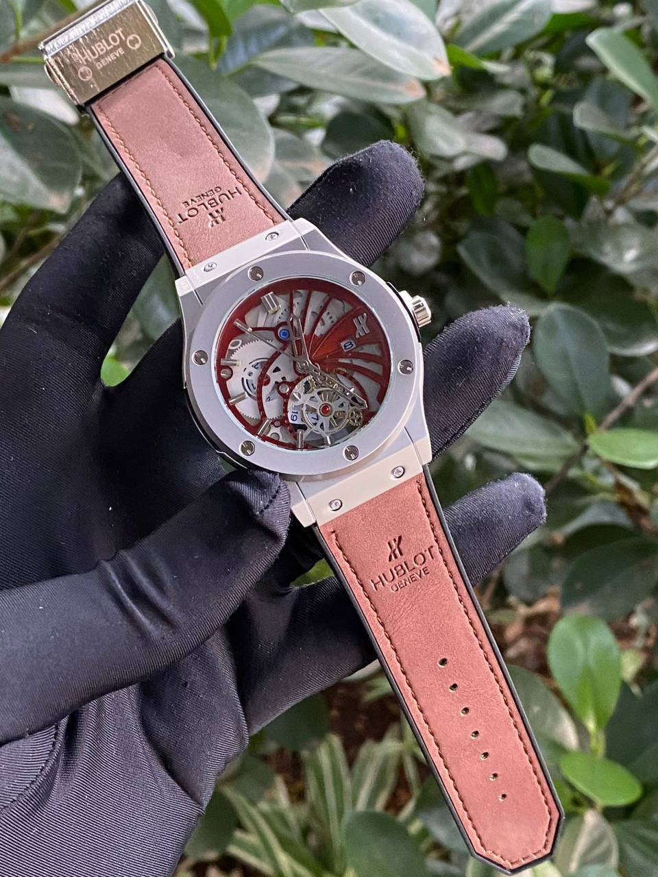 HUBLOT GENEVE CHRONOGRAPH DATE DISPLAY WATER RESISTANT BATTERY POWERED AND ENQUIRIES