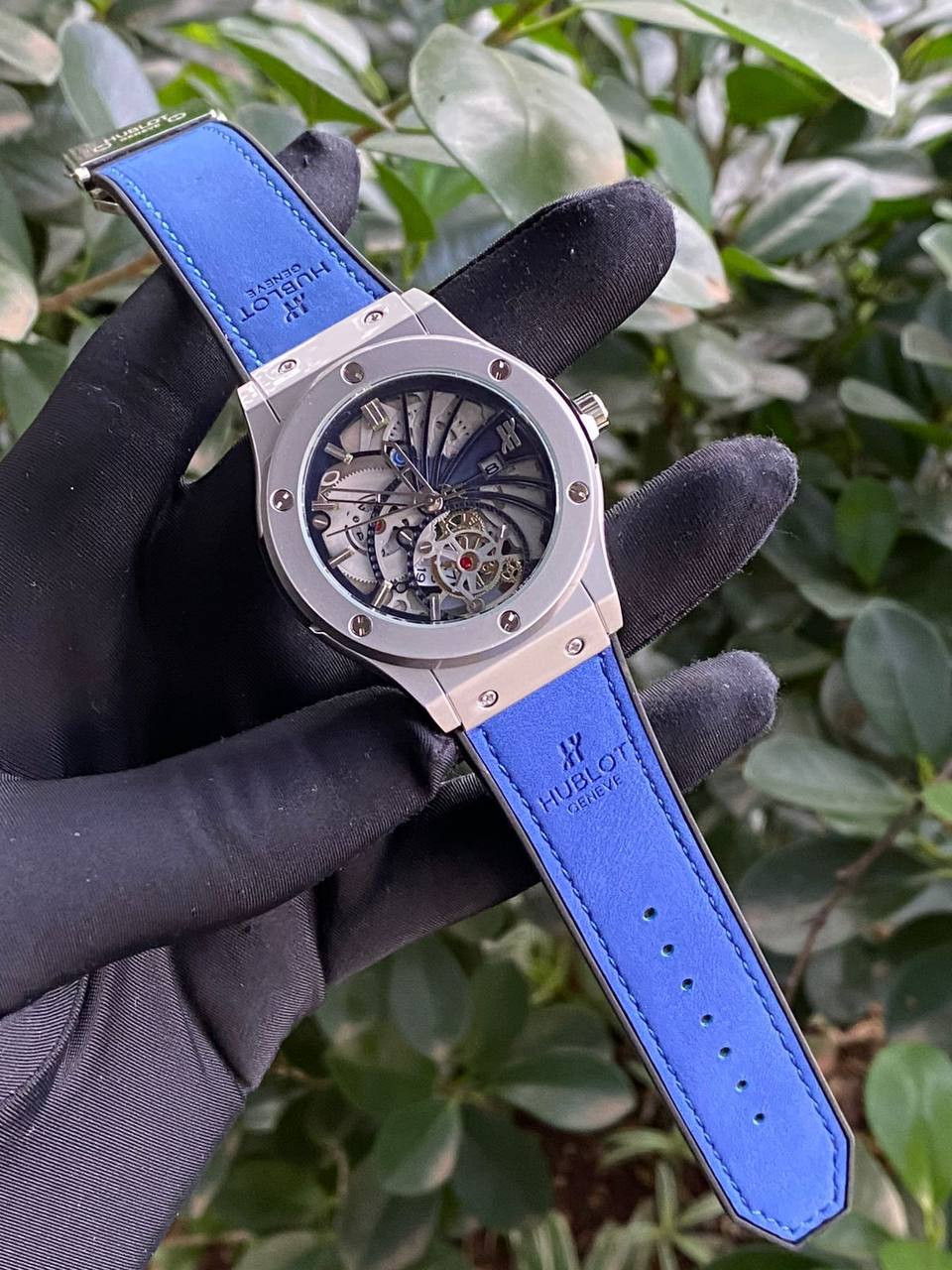 HUBLOT GENEVE CHRONOGRAPH DATE DISPLAY WATER RESISTANT BATTERY POWERED AND ENQUIRIES