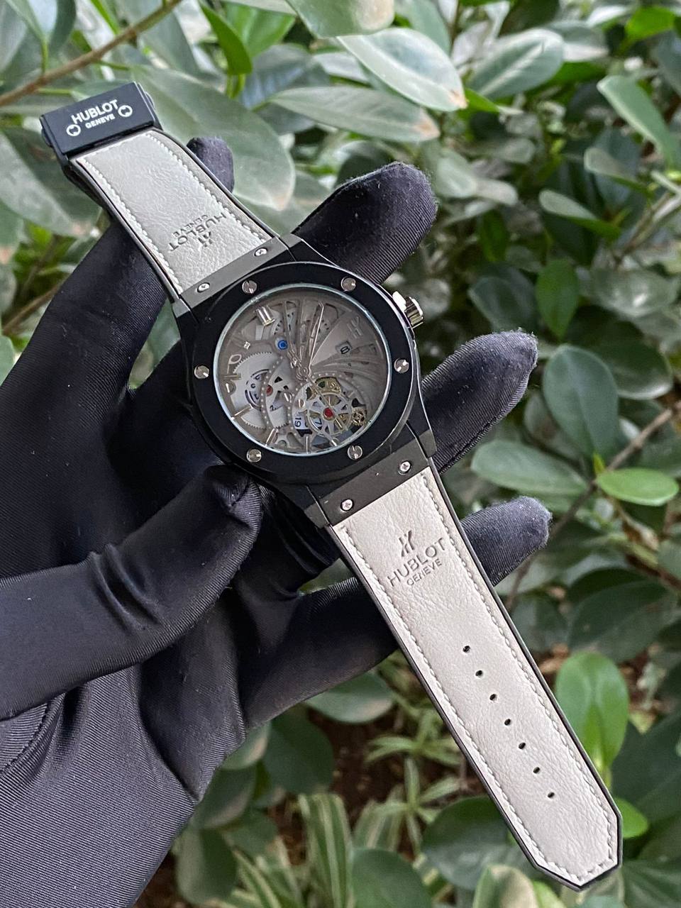 HUBLOT GENEVE CHRONOGRAPH DATE DISPLAY WATER RESISTANT BATTERY POWERED AND ENQUIRIES