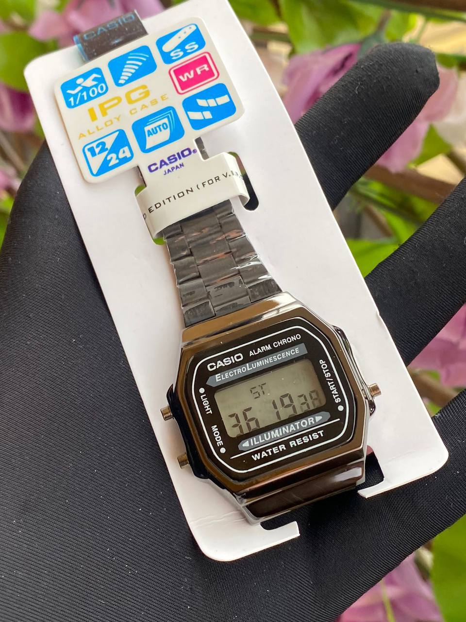 CASIO DIGITAL WATCH LIGHT BUTTON DIGITAL DISPLAY STAINLESS STEEL BATTERY POWERED BLACK&SILVER ENQUIRIES