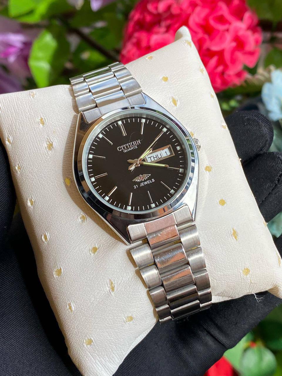 CITIZEN WATCH DAY & DATE DISPLAY STAINLESS STEEL FINISH WATER RESISTANT LUMINOUS DIAL ENGRAVING SERVICES