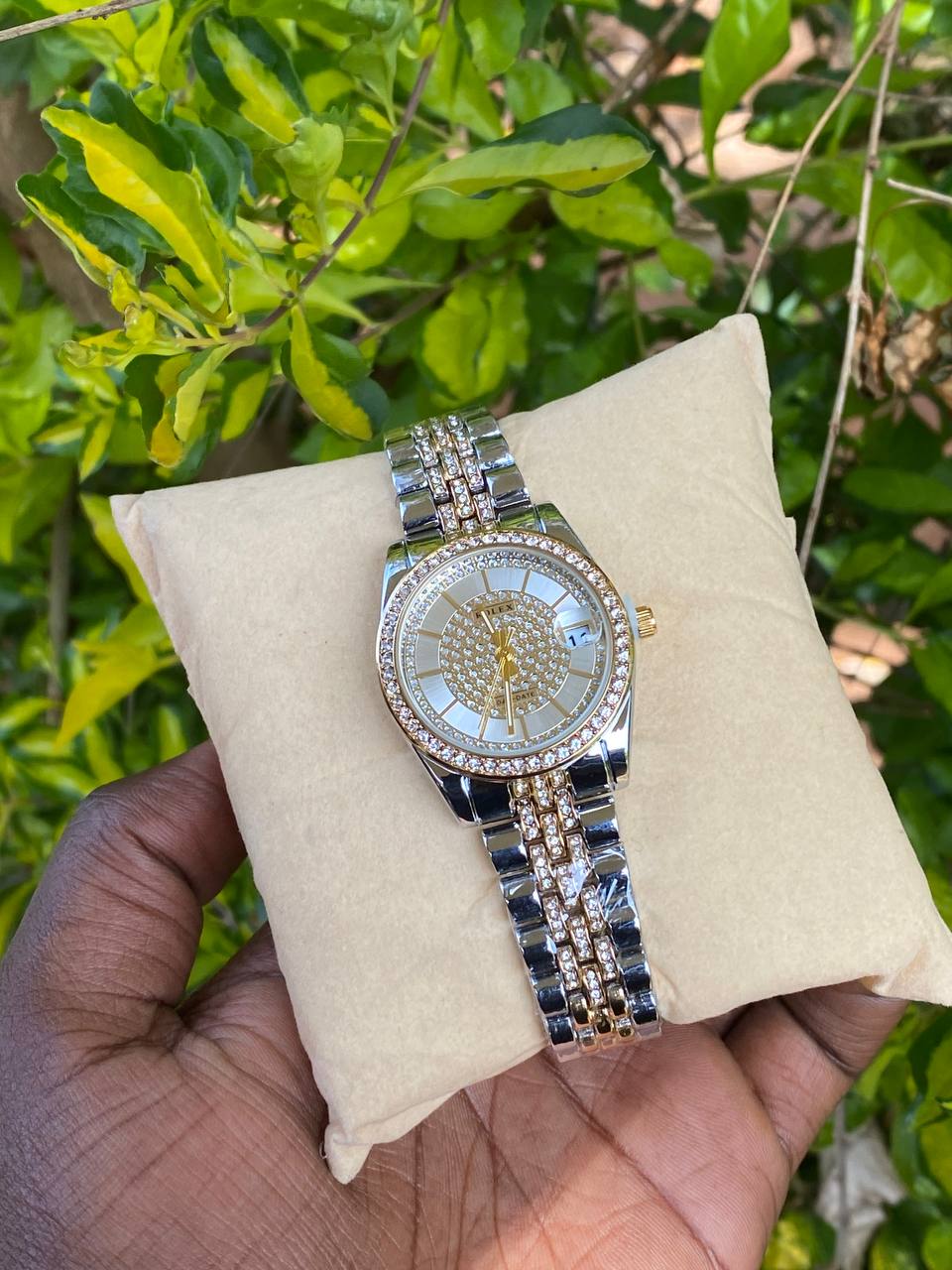 ROLEX LADIES STAINLESS STEEL WATER RESISTANT BATTERY POWERED ENGRAVING SERVICES AND ENGUIRIES