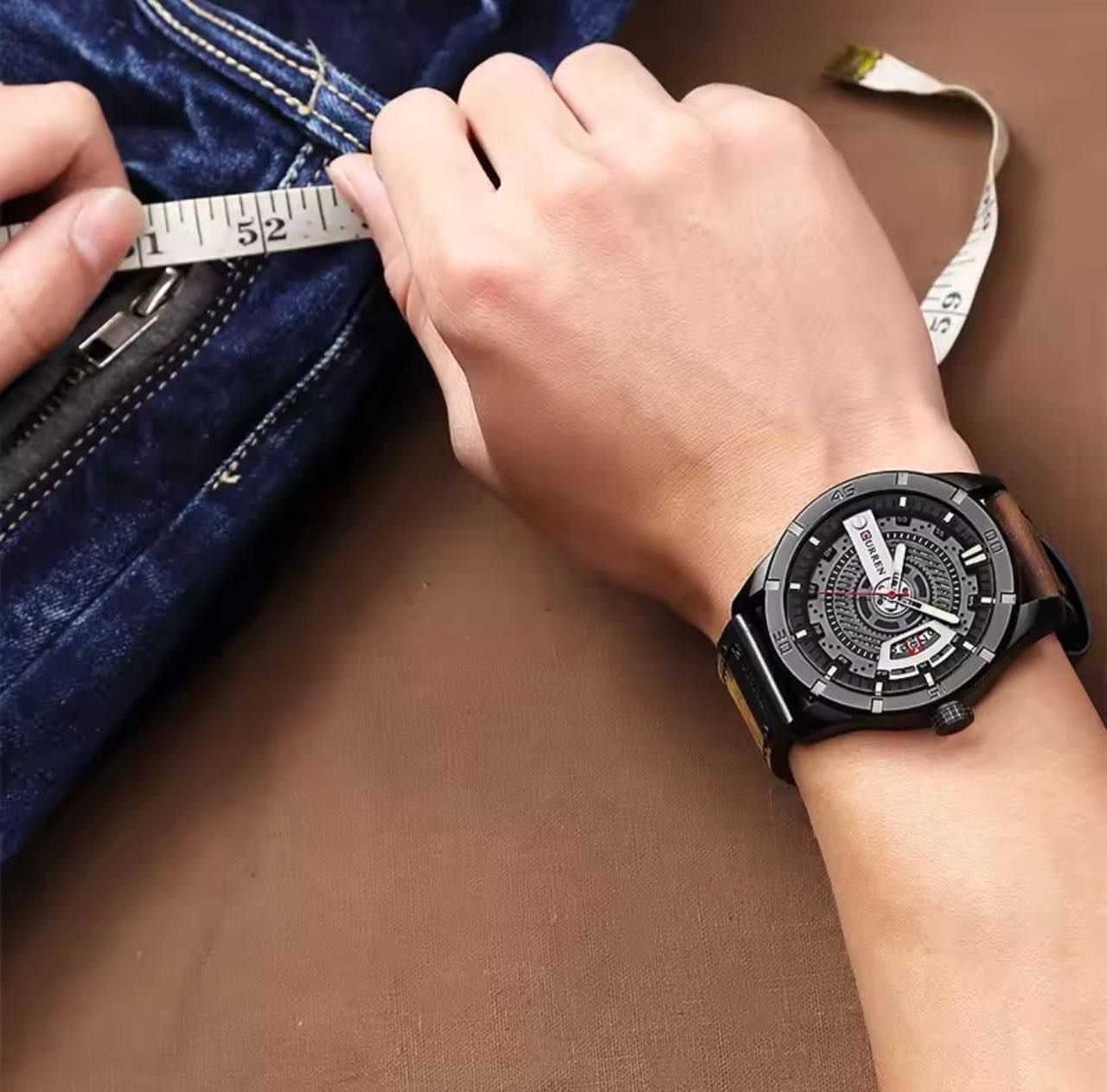 CURREN GENTS 8301 BATTERY POWERED DATE DISPLAY WATER RESISTANT ENGRAVING SERVICES PER WORD ,300 LOGO CURREN BRANDED BOX ENQUIRIES