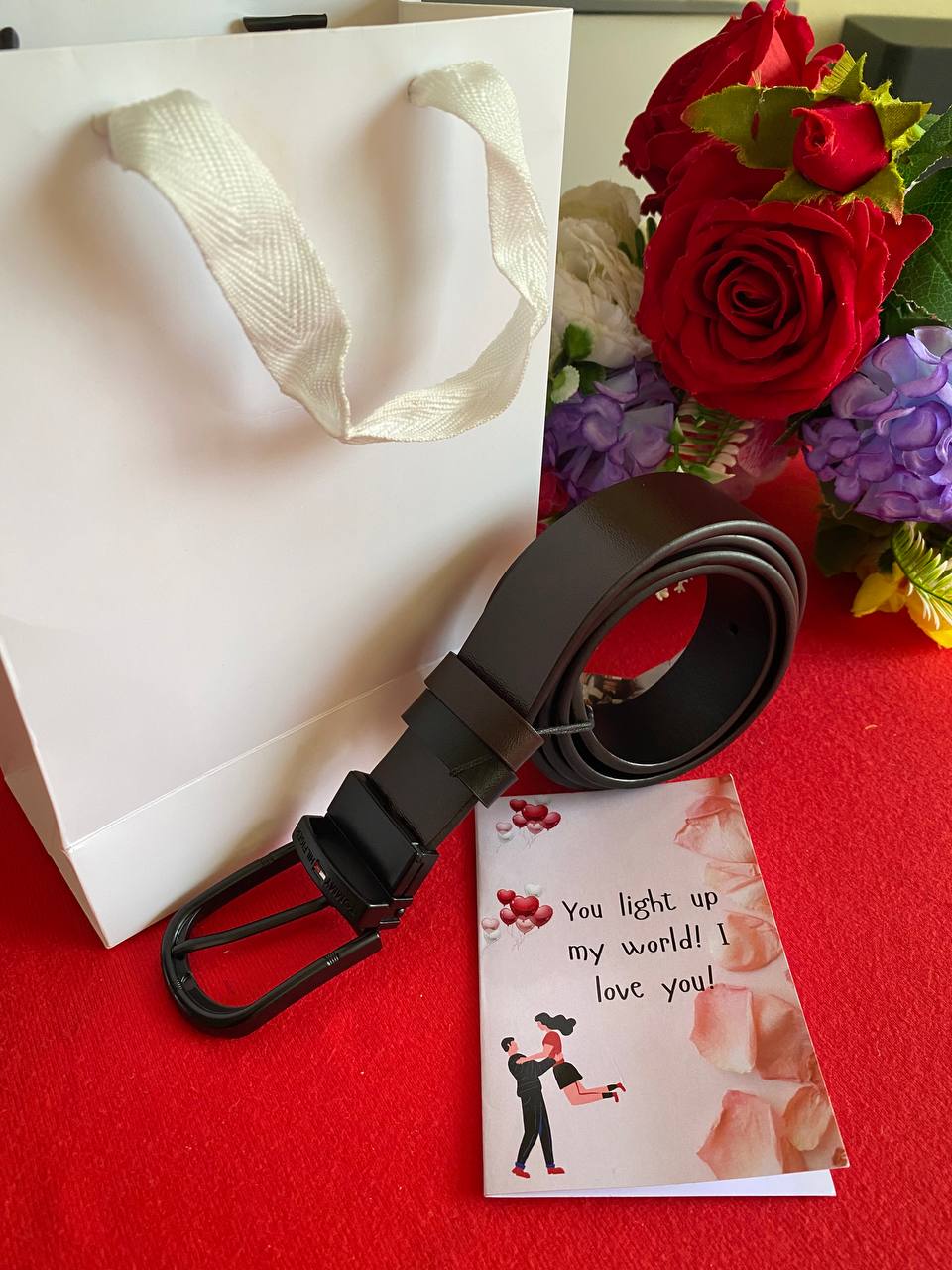 MEN VALENTINES SALE � WATCH SUNGLASSES KEYHOLDER PEN GIFT CARD GIFT BAG ENGRAVING SERVICES AND ENQUIRIES