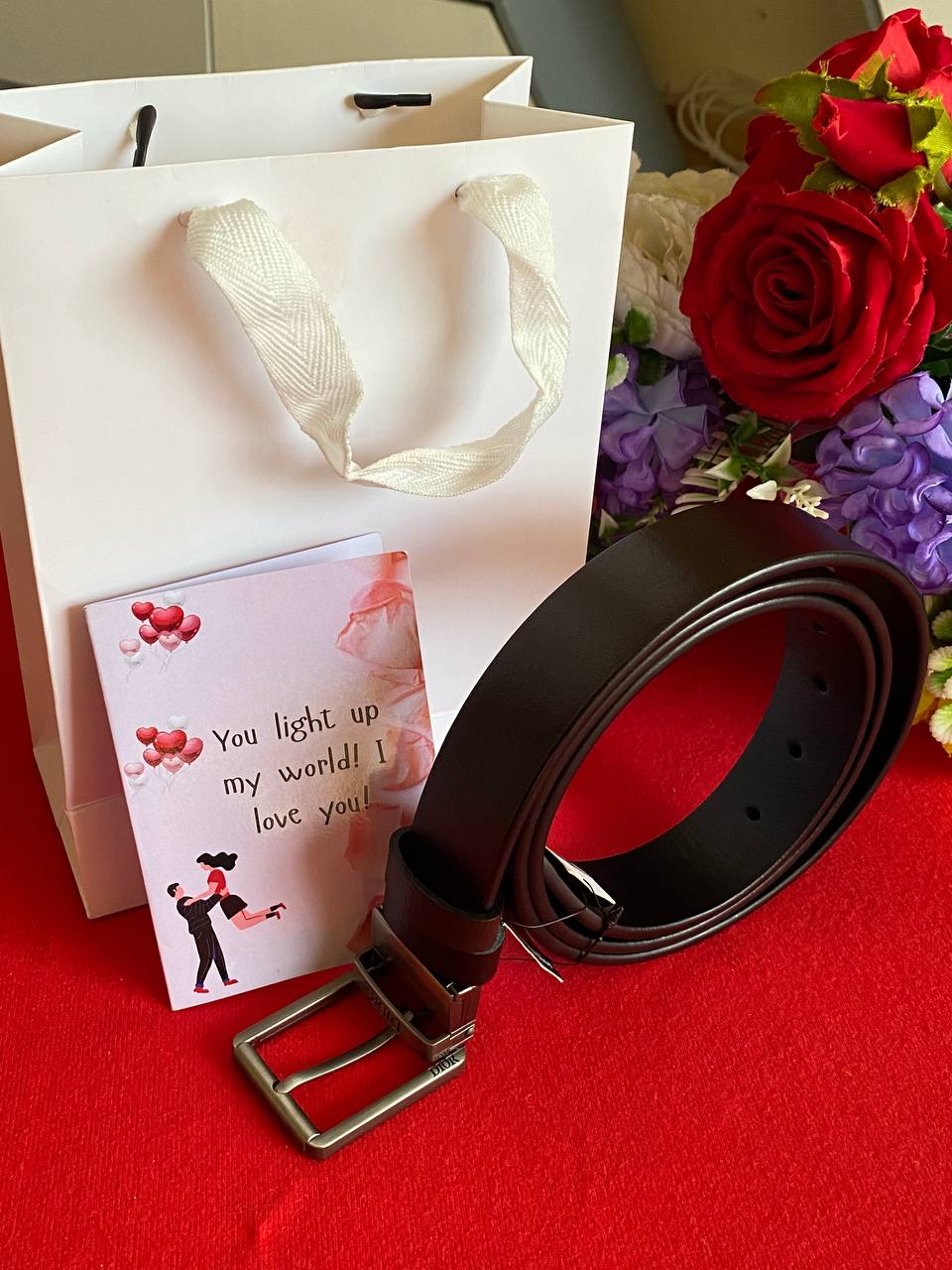 MEN VALENTINES SALE � WATCH SUNGLASSES KEYHOLDER PEN GIFT CARD GIFT BAG ENGRAVING SERVICES AND ENQUIRIES