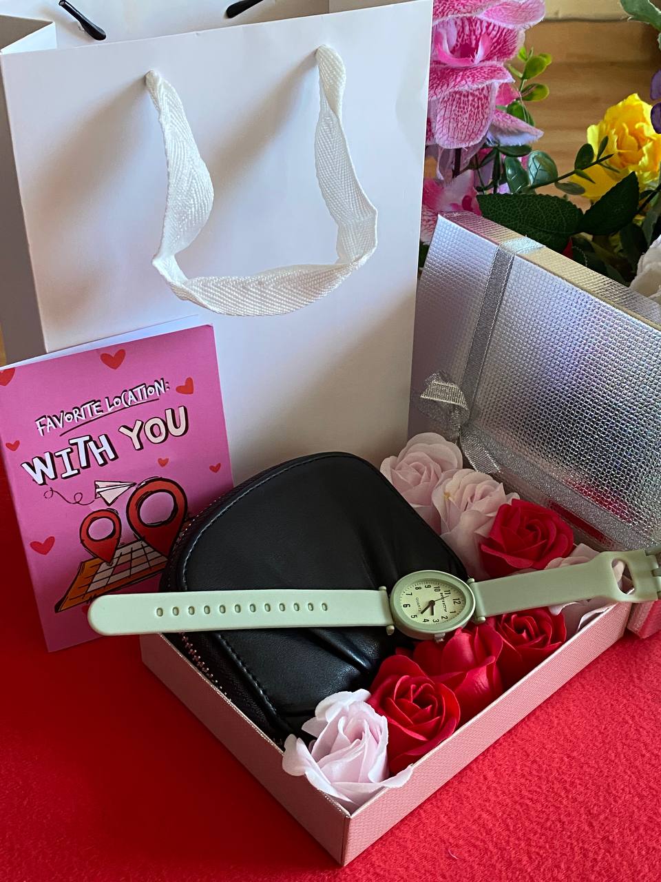 �VALENTINES SALE � WATCH LADIES WALLET/PURSE PRESERVED ROSES GIFT CARD X BOX X BAG ENQUIRIES
