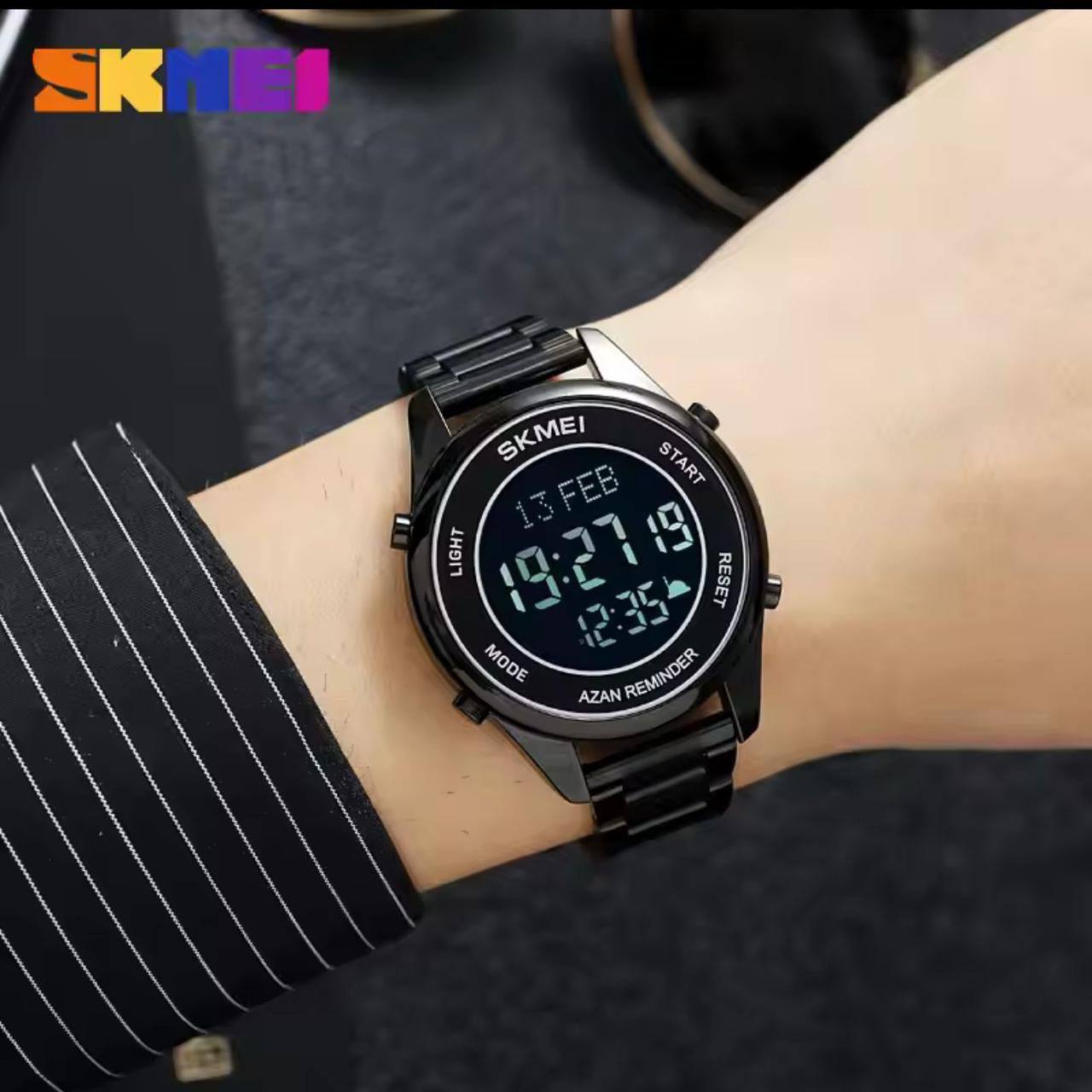 BINBOND DOUBLE TIME GENTS DIGITAL AND ANALOG TIME WATER RESISTANT STAINLESS STEEL STRONG LUMINOUS LED LIGHT SILVER GOLD BLACK ENGRAVING SERVICES ENQUIRIES