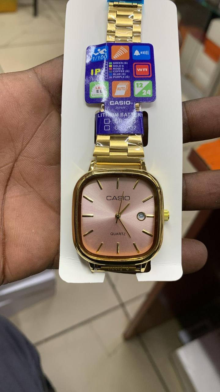 CASIO SQUARE UNISEX DATE DISPLAY WATER RESISTANT BATTERY POWERED CASIO BRANDED BOX