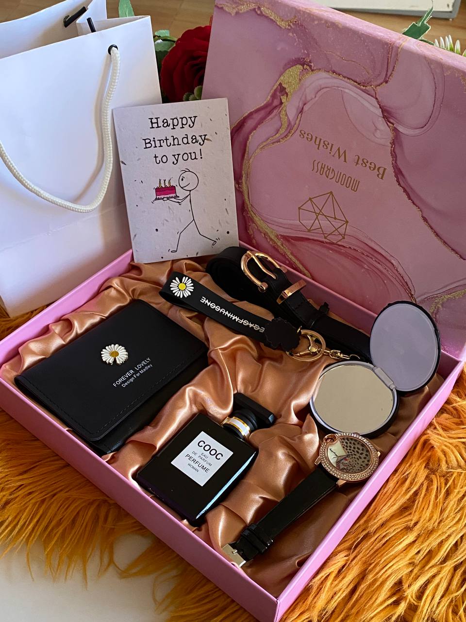 🧧6 1 LADIES BIRTHDAY GIFT PACK 🧧 PERFUME POCKET MIRROR BELT KEY HOLDER PURSE/WALLET WATCH COMES A GIFT BAG AND CARD ENQUIRIES