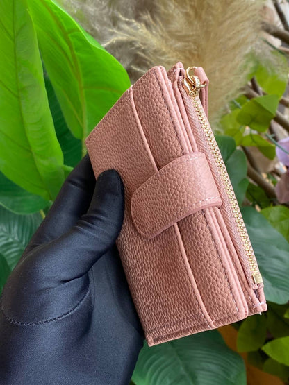 LADIES PURSES/WALLET GOOD QUALITY WITH ZIP ENQUIRIES