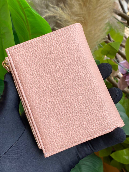 LADIES PURSES/WALLET GOOD QUALITY WITH ZIP ENQUIRIES