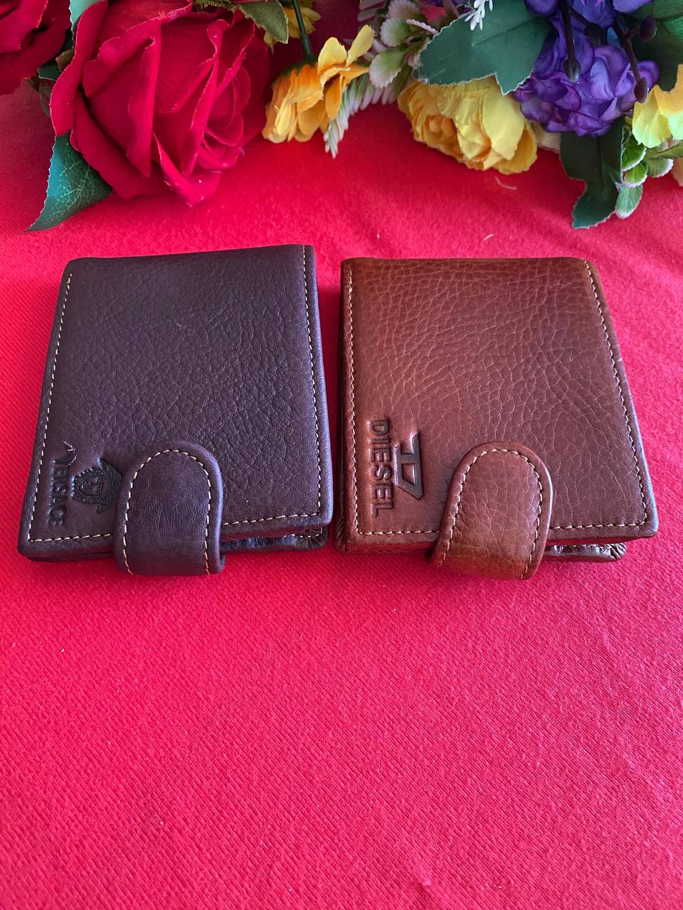 MEN LEATHER WALLETS WITH ZIP ENGRAVING SERVICES AND ENQUIRIES