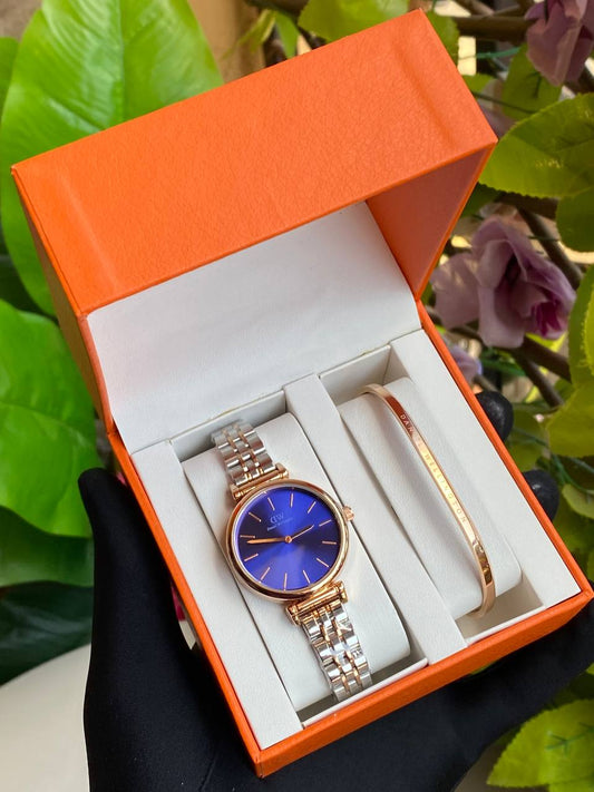 DANIEL WELLINGTON LADIES WATCH X BRACELET ⃣STAINLESS STEEL WATCH AND BRACELET ⃣FADE FREE ⃣WATER RESISTANT WATCH TWIN BOX WE OFFER ENGRAVING SERVICES ENQUIRIES