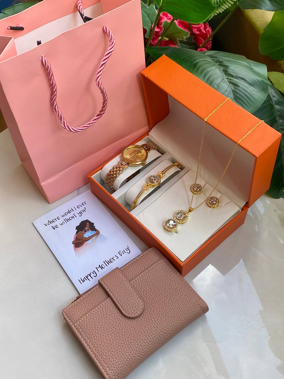MOTHERS DAY GIFT SET 5 1 GIFT SET HIGH QUALITY PURSE/ WALLET GIFT CARD GIFT BAG WE OFFER ENGRAVING SERVICES (A MESSAGE MUM ON ITEMS)