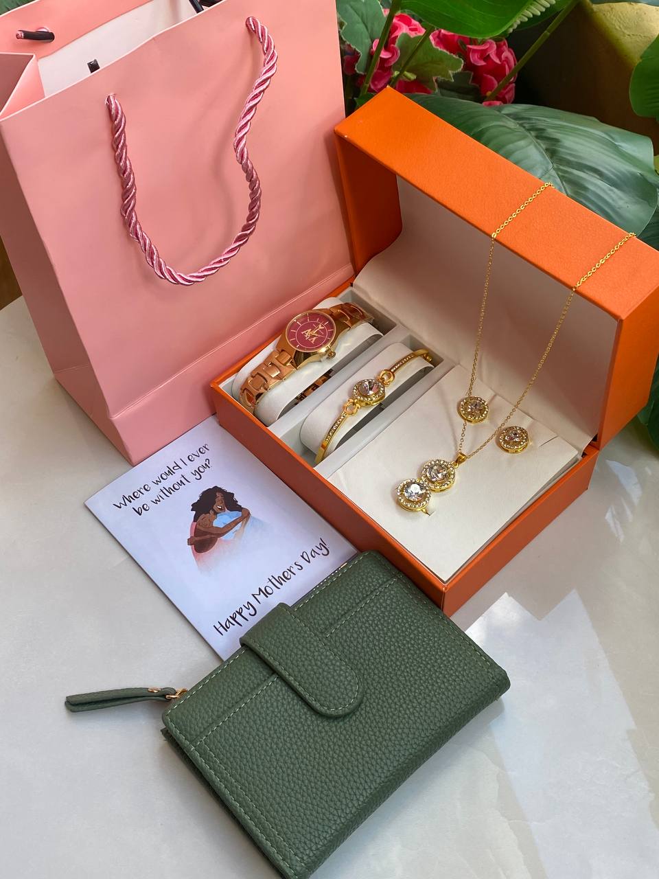 MOTHERS DAY GIFT SET 5 1 GIFT SET HIGH QUALITY PURSE/ WALLET GIFT CARD GIFT BAG WE OFFER ENGRAVING SERVICES (A MESSAGE MUM ON ITEMS)