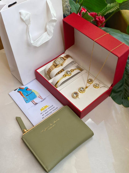 MOTHERS DAY GIFT SET 5 1 GIFT SET HIGH QUALITY PURSE/ WALLET GIFT CARD GIFT BAG WE OFFER ENGRAVING SERVICES (A MESSAGE MUM ON ITEMS)