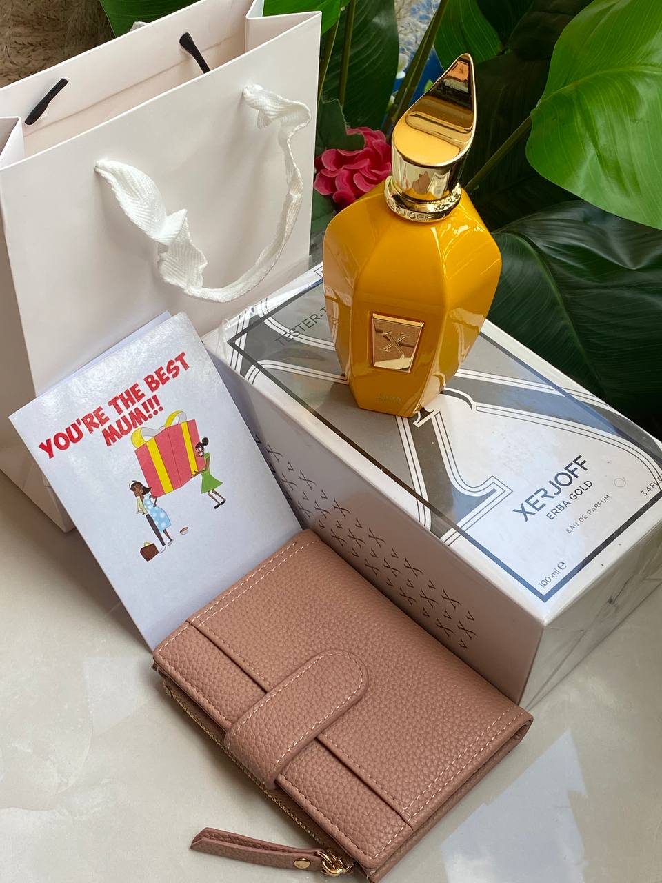 MOTHERS DAY GIFT PACK 🧧PERFUME TESTER 🧧WALLET/PURSE 🧧GIFT CARD GIFT BAG WE OFFER ENGRAVING SERVICES (A MESSAGE MUM ON ITEMS) ENQUIRIES