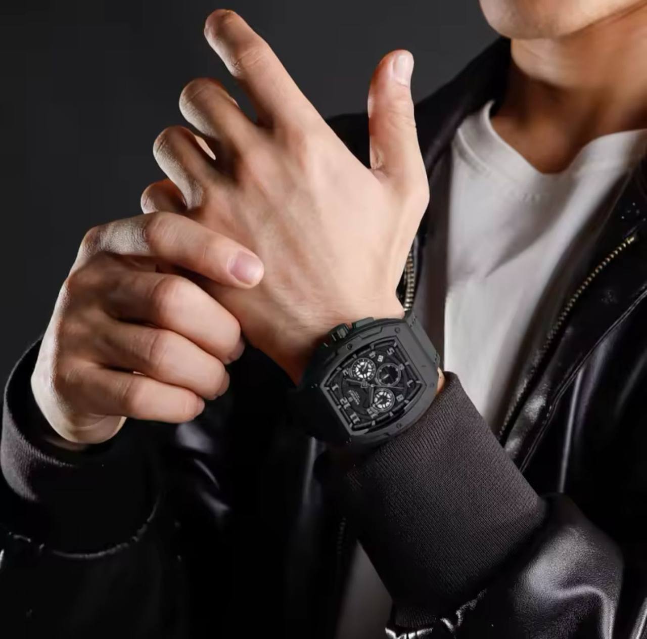 NAVIFORCE GENTS WATCH #NF 8053 CHRONOGRAPH DATE DISPLAY WATER RESISTANT BATTERY POWERED LEATHER STRAP ENGRAVING SERVICES FROM & ENQUIRIES