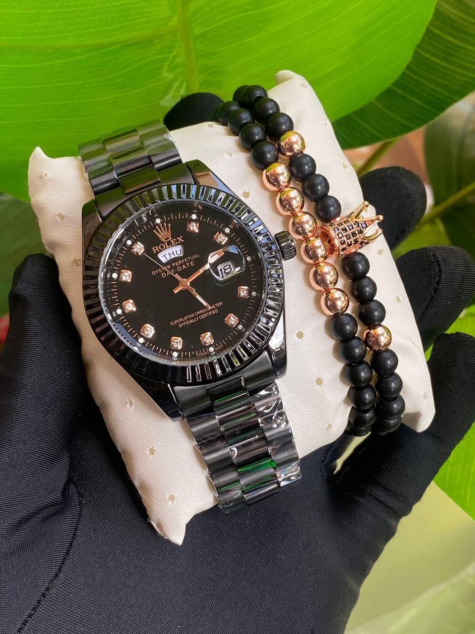 ROLEX GENTS WATCH X BANGLE STAINLESS STEEL WATER RESISTANT DAY&DATE DISPLAY ROLEX BRANDED BOX ENGRAVING SERVICES ENQUIRIES