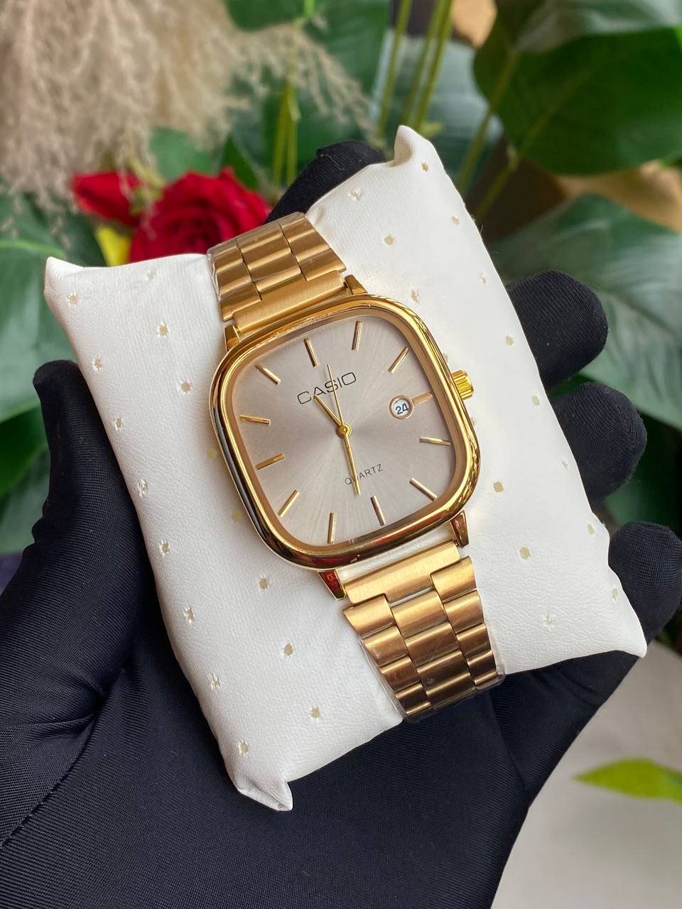 CASIO UNISEX WATCH DATE DISPLAY STAINLESS STEEL WATER RESISTANT BATTERY POWERED CASIO BRANDED BOX ENQUIRIES