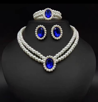 PANDORA LADIES WATCH STAINLESS STEEL WATER RESISTANT BATTERY POWERED ICED OUT ENGRAVING SERVICES ENQUIRIES