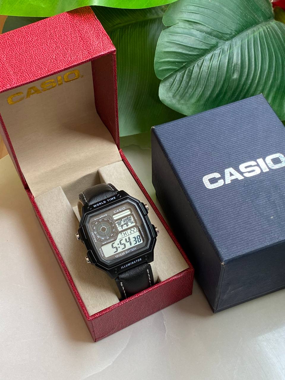CASIO WORLDTIME WORLD TIME COUNT DOWN TIMER 5 ALARMS BATTERY POWERED LEATHER STRAP WATER RESISTANT CASIO BRANDED BLUE BOX ENQUIRIES