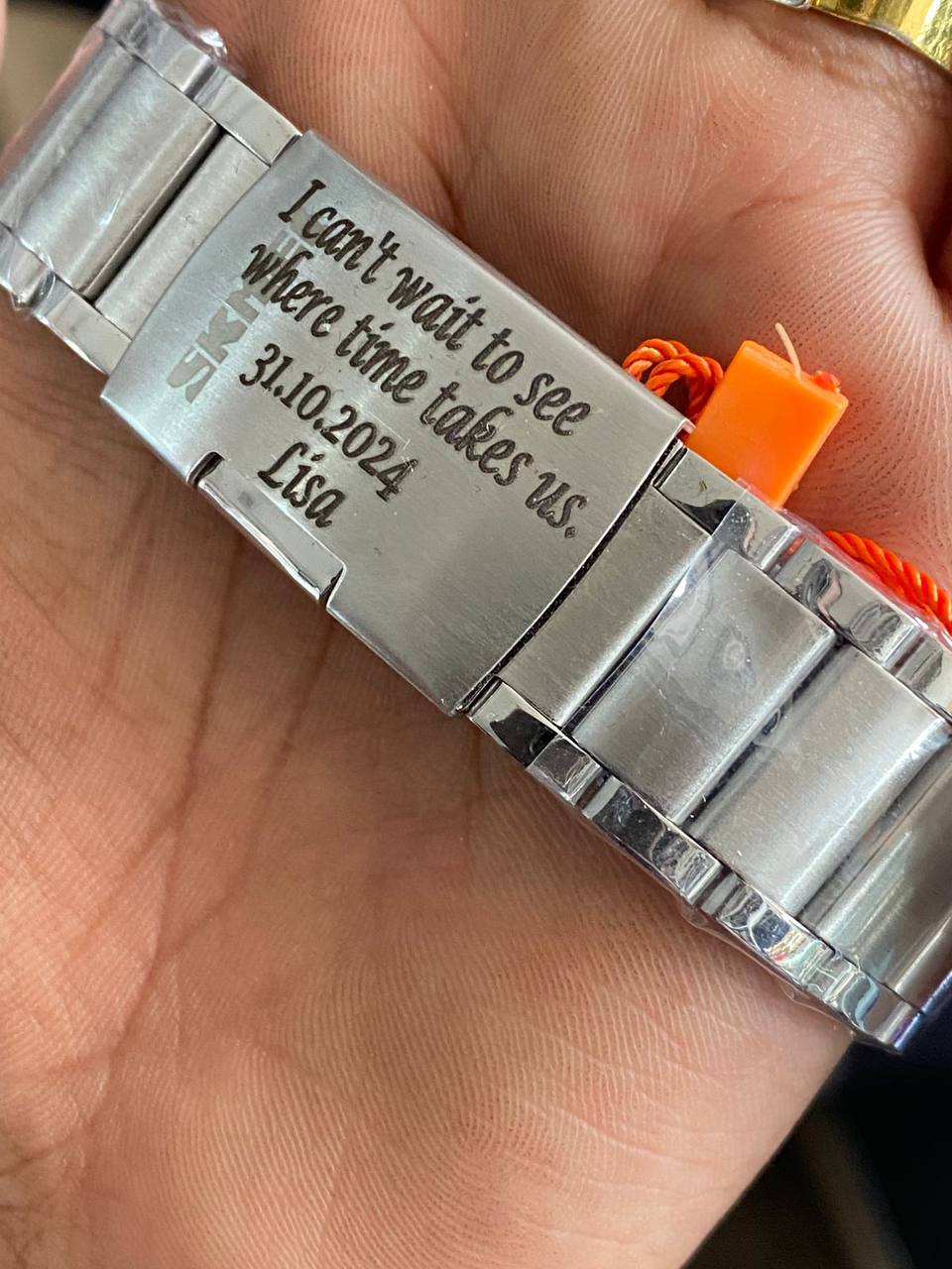 ENGRAVING SERVICES FROM LOGOS FROM PERSONALIZE GIFTS CUSTOM SPECIAL MESSAGES EXQUISITE DETAILS LASTING IMPRESSION ENQUIRIES