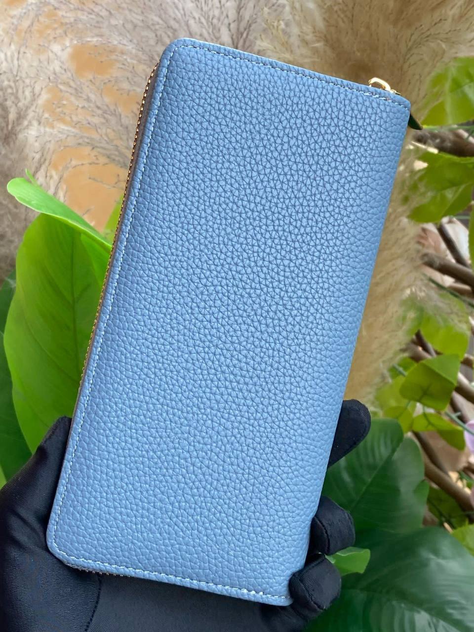 HIGH QUALITY LADIES PURSE PARTITIONED WITH ZIP ENQUIRIES