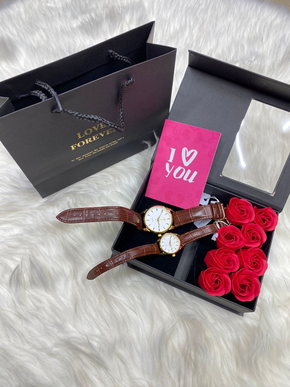 COUPLE SET OLEVS COUPLE WATCHES FLOWERS BOX & BAG CARD