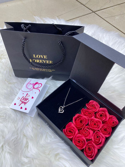 A SET OF I LOVE YOU 100 LANGUAGES NECKLACE LOVE FOREVER BOX AND BAG CARD