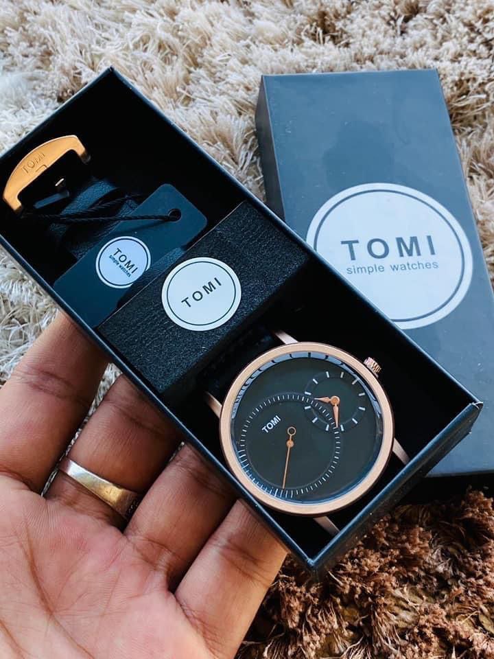 TOMI WATCHES A BRANDED BOX