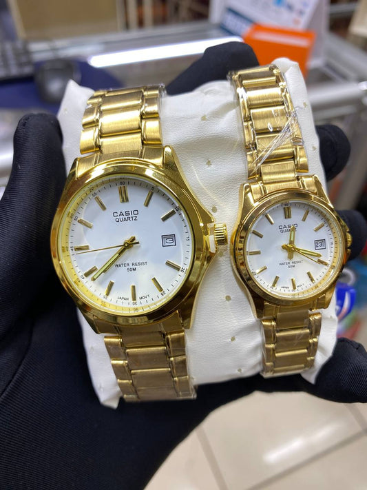 CASIO COUPLE A PAIR