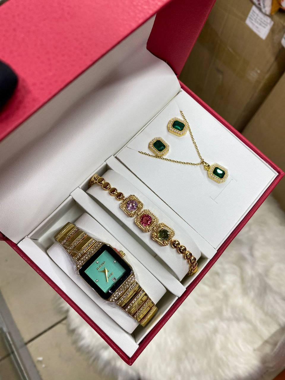 4 1 SETS WATCH BRACELET EARRINGS NECKLACE